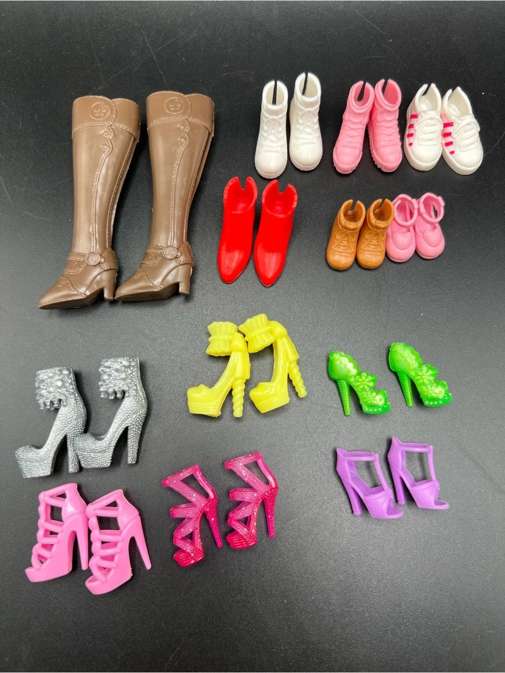 Barbie Skipper Chelsea Doll Shoes Lot Of 13 Pairs Heels Boots Sandals Modern